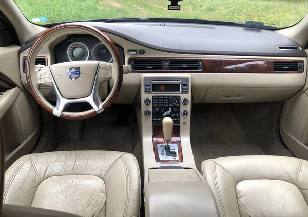 Volvo V70 cena 19900 przebieg: 336000, rok produkcji 2009 z Leszno małe 137
